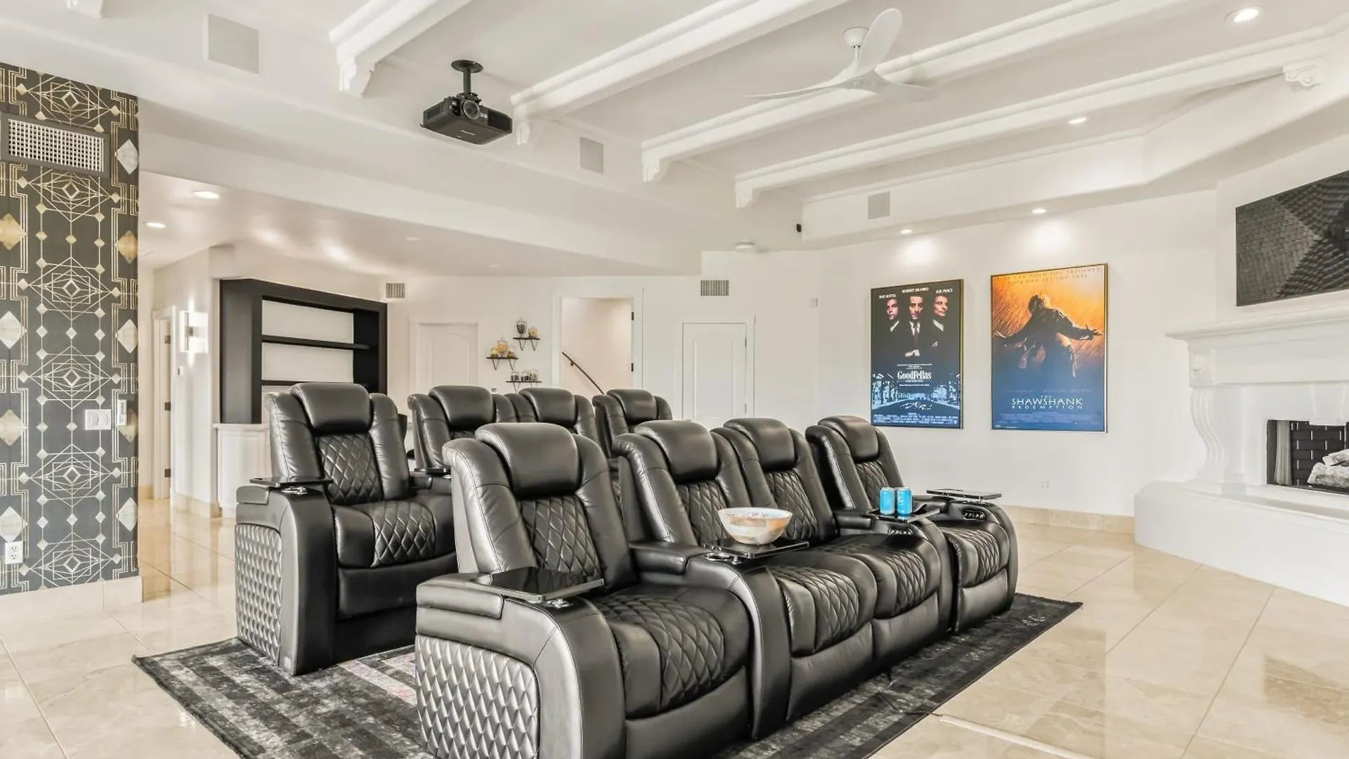 Luxury Desert Estate Pool Theater And Minutes From Old Town Phoenix