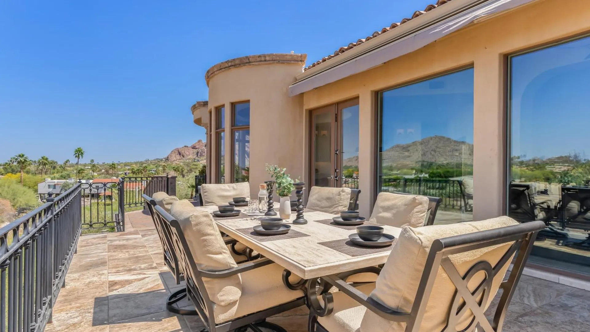 Сasa de vacaciones Luxury Desert Estate Pool Theater And Minutes From Old Town Phoenix