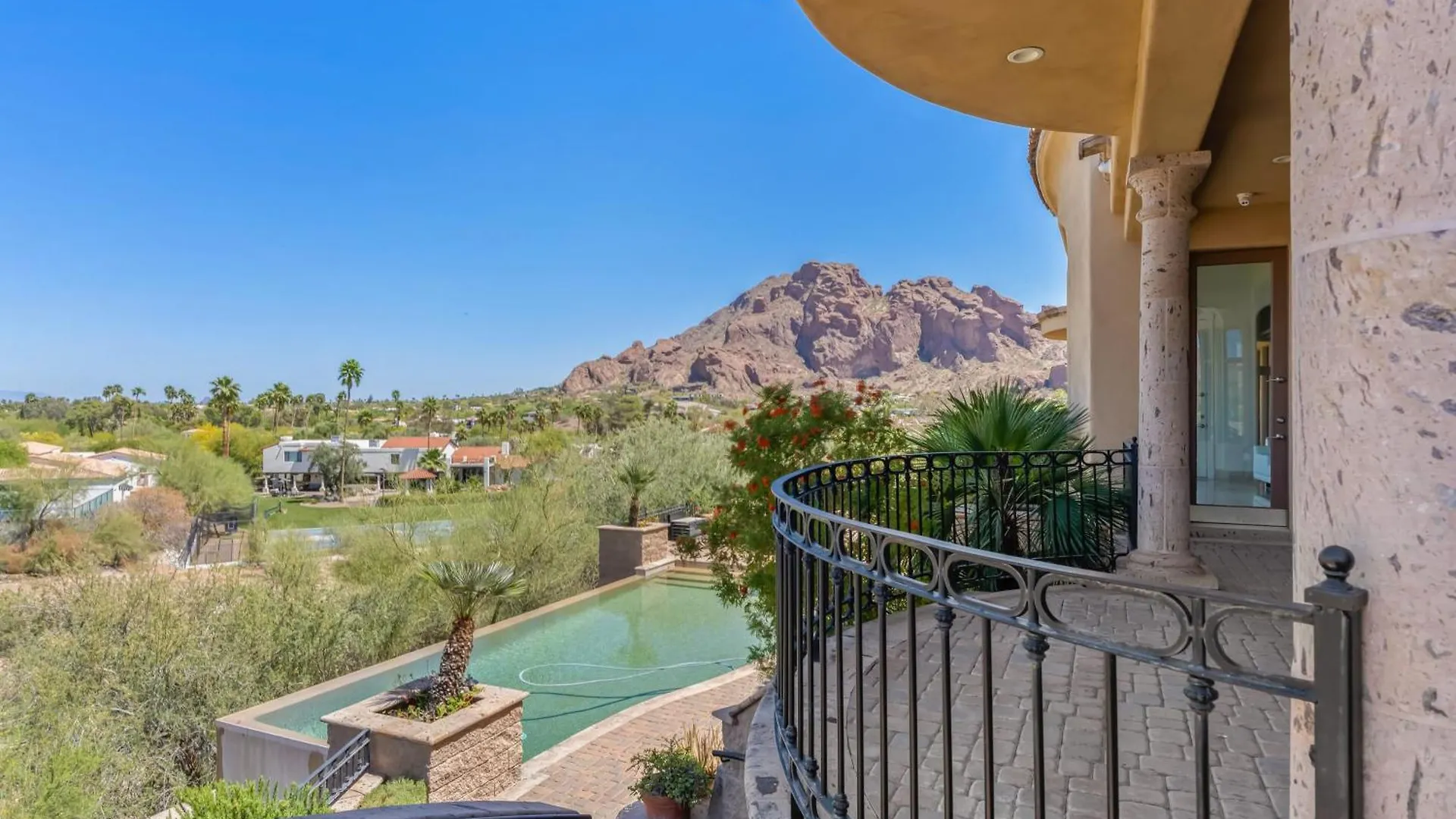 Luxury Desert Estate Pool Theater And Minutes From Old Town Phoenix 0*,  Estados Unidos